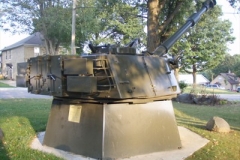 Picture of the tank turret of a 155 MM Howitzer